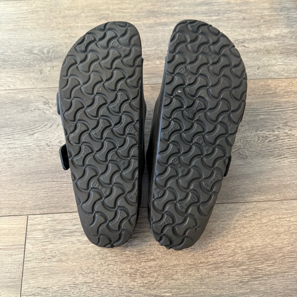 Birkenstock Black Double-Strap Sandals - Picture 4 of 6